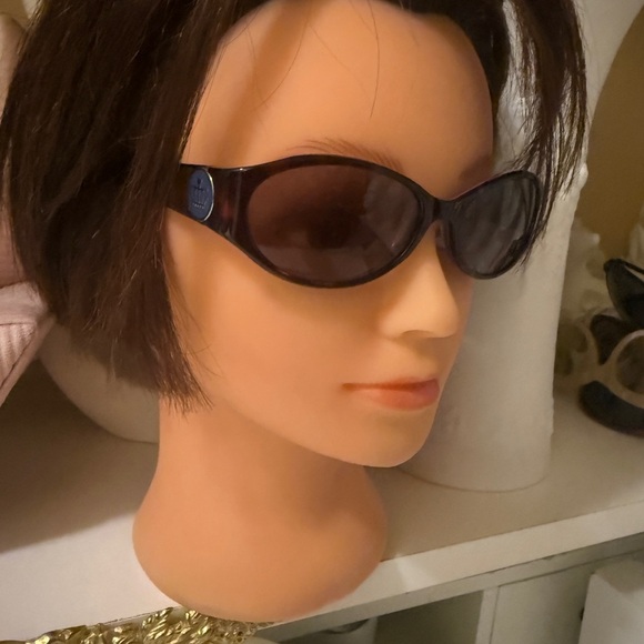 Juicy couture, Elegant Black Sunglasses with blue logo main image 4